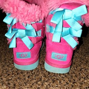 Girl Uggs boots